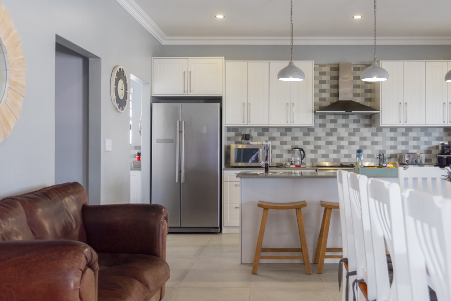 4 Bedroom Property for Sale in Myburgh Park Western Cape